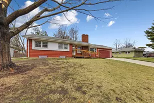 2123 Fox Pl, Mendota Heights, MN 55120 - Photo 1
