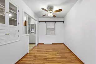 2123 Fox Pl, Mendota Heights, MN 55120 - Photo 9