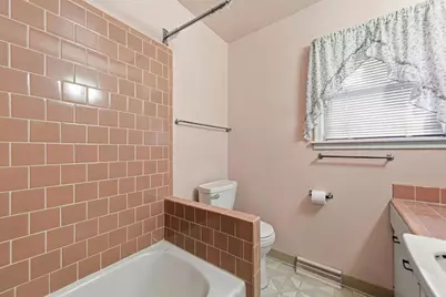 2123 Fox Place, Mendota Heights, MN 55120 - Photo 19