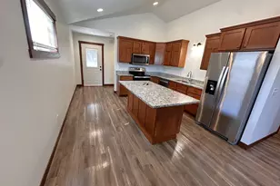 1726 Aspen Ct, New Richmond, WI 54017 - Photo 5