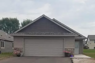 1726 Aspen Ct, New Richmond, WI 54017 - Photo 1