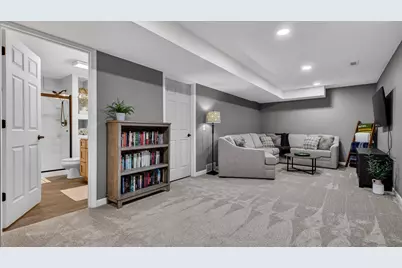 305 Arbor Hills Circle, Eau Claire, WI 54703 - Photo 19