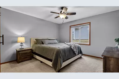 305 Arbor Hills Circle, Eau Claire, WI 54703 - Photo 11