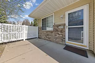 3053 Juniper Ln, Woodbury, MN 55125 - Photo 5