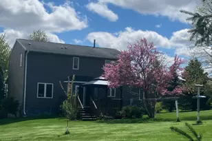 6221 Townsview Ln SE, Rochester, MN 55904 - Photo 5
