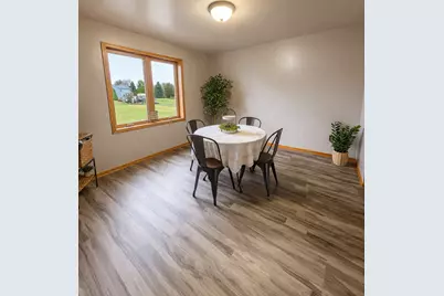 6221 Townsview Lane SE, Rochester, MN 55904 - Photo 7