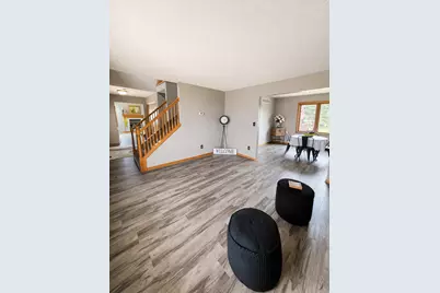 6221 Townsview Lane SE, Rochester, MN 55904 - Photo 9