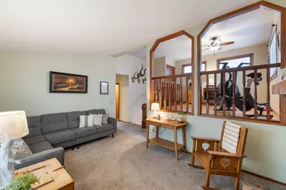 11807 Pennsylvania Avenue N, Champlin, MN 55316 - Photo 9