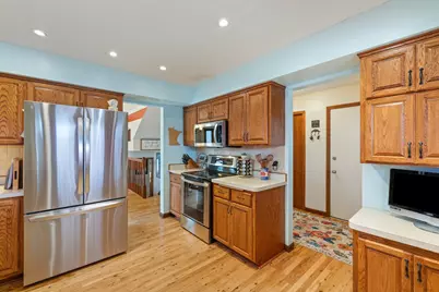 11807 Pennsylvania Avenue N, Champlin, MN 55316 - Photo 3