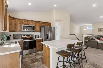 1192 Farmers Lane, Belle Plaine, MN 56011 - Photo 7