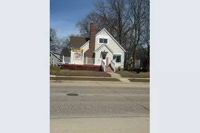 808 W Oakland Avenue, Austin, MN 55912 - Photo 9