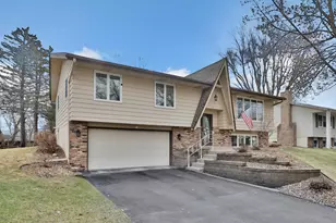 49 16th Ave SW, New Brighton, MN 55112 - Photo 1