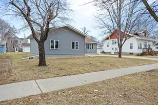 610 4th St N, Wahpeton,  58075 - Photo 41
