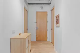 290 Market St, Minneapolis, MN 55405 - Photo 11