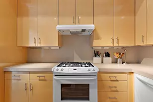 290 Market St, Minneapolis, MN 55405 - Photo 9