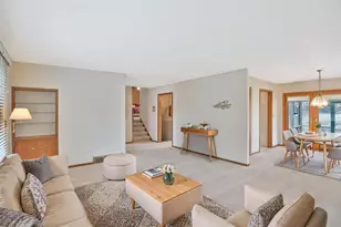 305 12th St SE, Waseca, MN 56093 - Photo 9