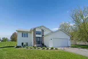 138 Alva St, Waconia, MN 55387 - Photo 33