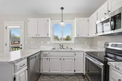 138 Alva Street, Waconia, MN 55387 - Photo 13