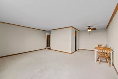 1181 Edgcumbe Road #1712, Saint Paul, MN 55105 - Photo 15