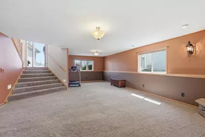 936 S Chestnut Street, Belle Plaine, MN 56011 - Photo 15