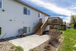 936 S Chestnut St, Belle Plaine, MN 56011 - Photo 21