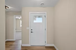 7268 Hawthorne Ct, North Branch, MN 55056 - Photo 5