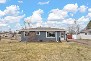 7077 Delaney Ave, Inver Grove Heights, MN 55076 - Photo 1