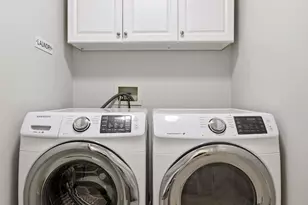 1405 Field Creek Cir, Victoria, MN 55386 - Photo 23