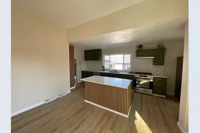 321 7th Street SW, Willmar, MN 56201 - Photo 13