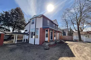 321 7th St SW, Willmar, MN 56201 - Photo 3