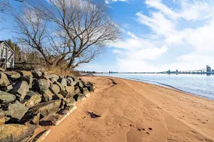 312 Harbor Point Cir, Duluth, MN 55802 - Photo 5