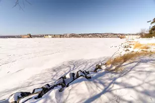 312 Harbor Point Cir, Duluth, MN 55802 - Photo 47