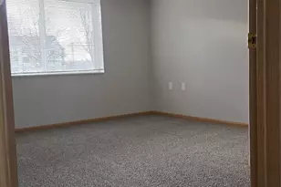 1321 Lake Dr W, Chanhassen, MN 55317 - Photo 17