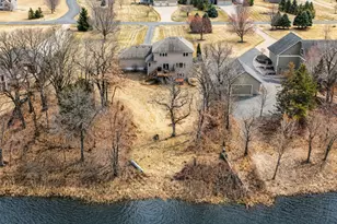 25188 Firefly Ave, Wyoming, MN 55092 - Photo 3