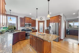 25188 Firefly Ave, Wyoming, MN 55092 - Photo 15