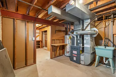 2460 E Meadow Drive, North Saint Paul, MN 55109 - Photo 47