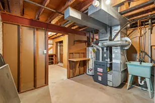 2460 E Meadow Dr, North Saint Paul, MN 55109 - Photo 47