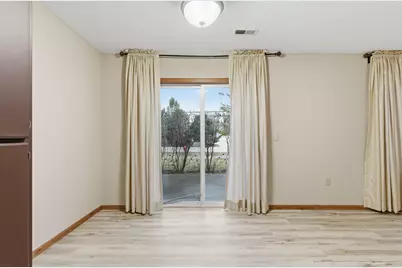 3230 Edgerton Street, Vadnais Heights, MN 55127 - Photo 7