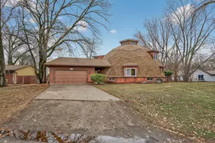 5444 Prospect Ave, White Bear Township, MN 55110 - Photo 1