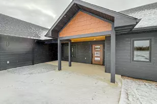 932 Rodeo Dr NW, Bemidji, MN 56601 - Photo 3