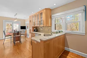 205 W 52nd St, Minneapolis, MN 55419 - Photo 37