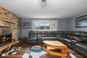 6972 Hickory Dr NE, Fridley, MN 55432 - Photo 23