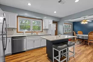 6972 Hickory Dr NE, Fridley, MN 55432 - Photo 3