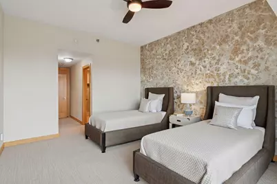 401 S 1st Street #1812, Minneapolis, MN 55401 - Photo 37