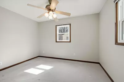 3417 Regent Avenue N, Crystal, MN 55422 - Photo 17