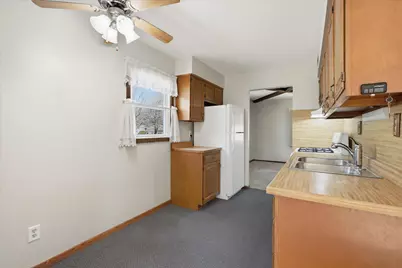 3417 Regent Avenue N, Crystal, MN 55422 - Photo 9