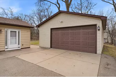 3417 Regent Avenue N, Crystal, MN 55422 - Photo 25