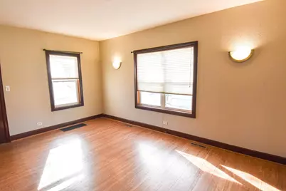 917 Main Avenue N, Thief River Falls, MN 56701 - Photo 9