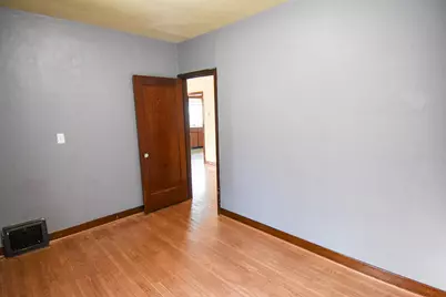 917 Main Avenue N, Thief River Falls, MN 56701 - Photo 11