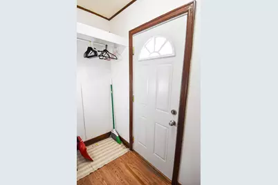 917 Main Avenue N, Thief River Falls, MN 56701 - Photo 5